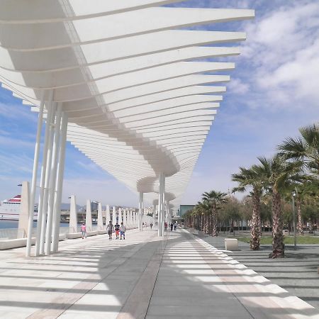 INMálaga Palacio Esterno foto